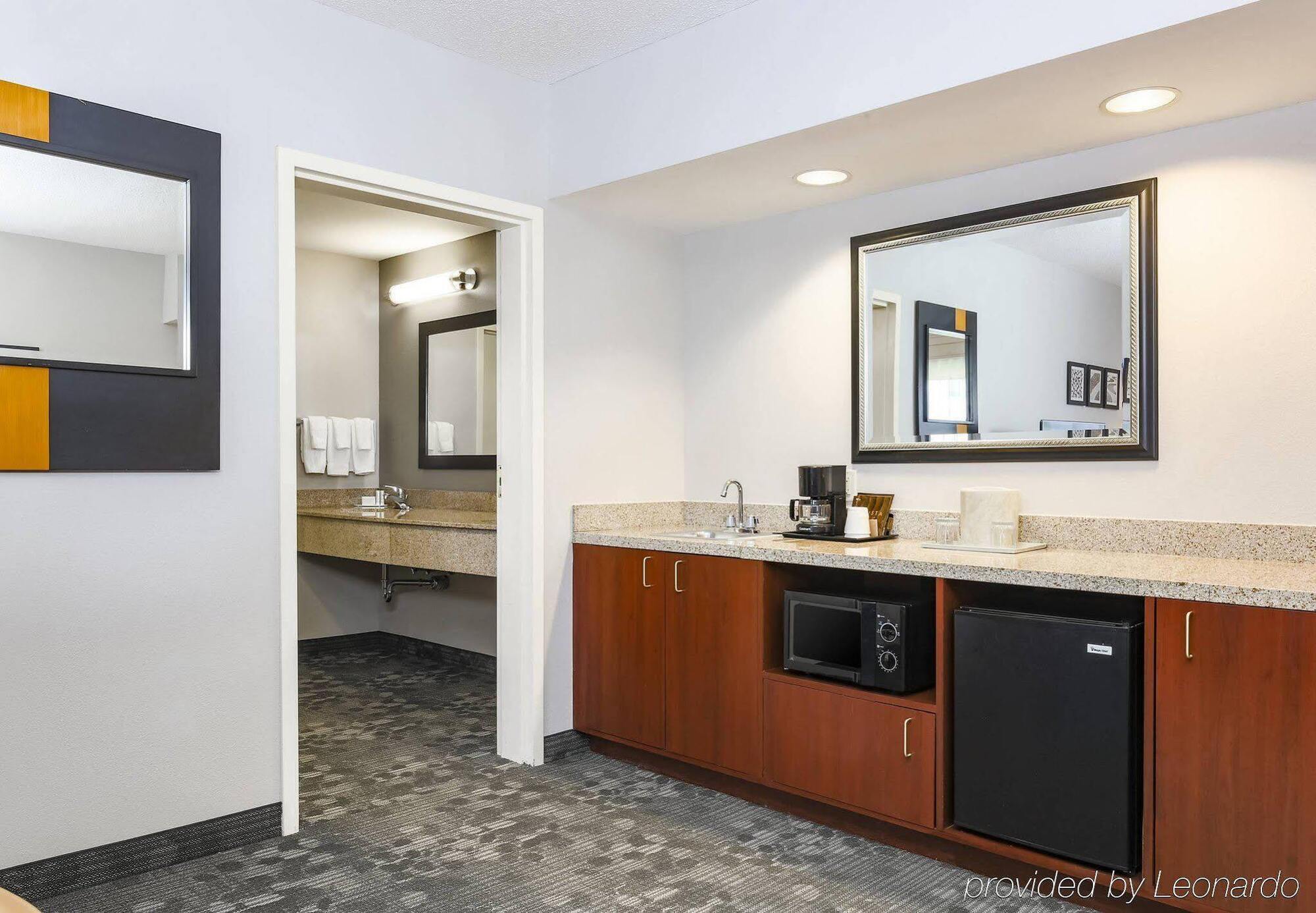 Courtyard Philadelphia/Langhorne Exterior foto